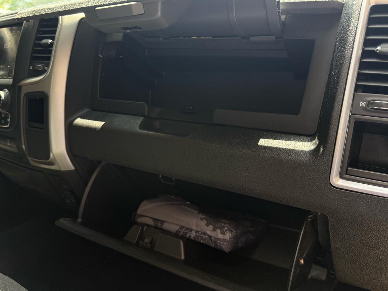 RAM 1500 Classic Warlock 4x4 Quad Cab 6'4" Box 2020