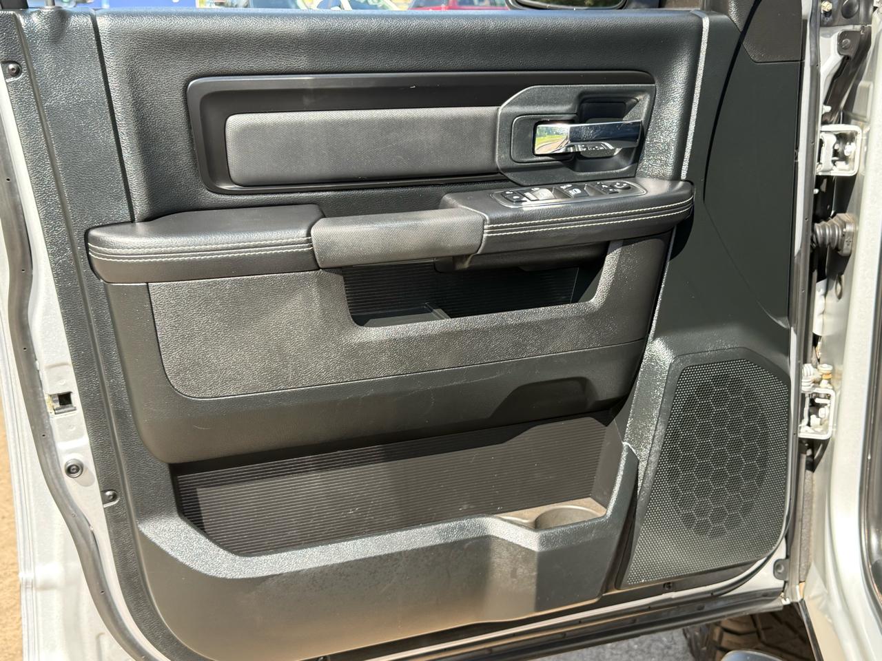 RAM 1500 Rebel 4x4 Crew Cab 5'7" Box 2018