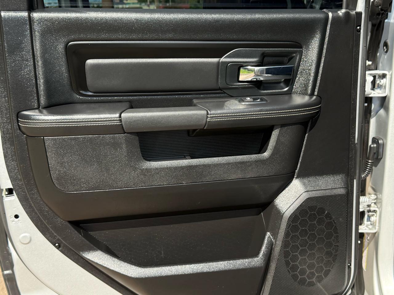 RAM 1500 Rebel 4x4 Crew Cab 5'7" Box 2018