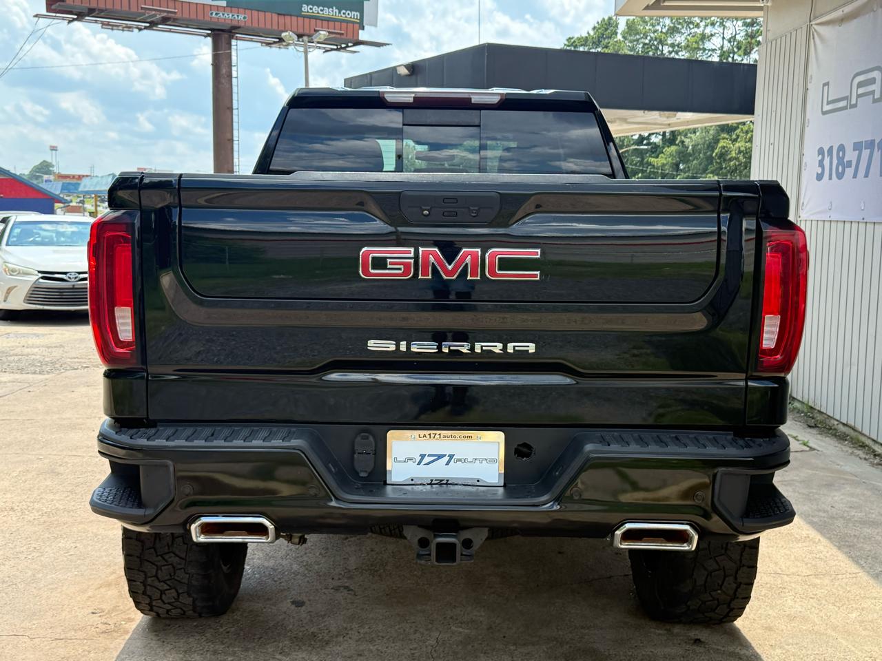 GMC Sierra 1500 Limited 4WD Crew Cab 157" AT4 2022