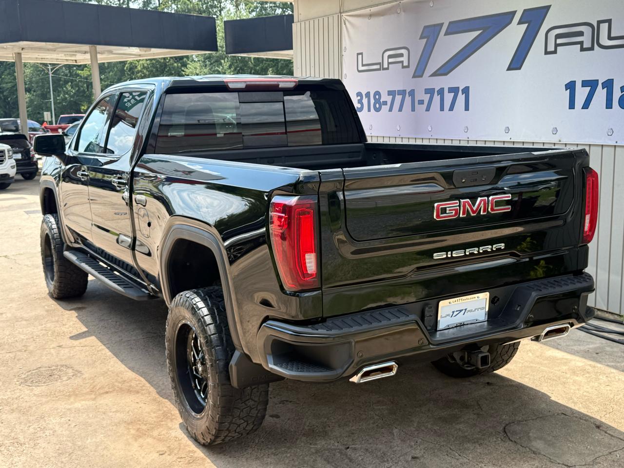 GMC Sierra 1500 Limited 4WD Crew Cab 157" AT4 2022