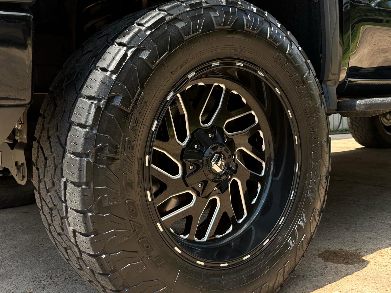 GMC Sierra 1500 Limited 4WD Crew Cab 157" AT4 2022