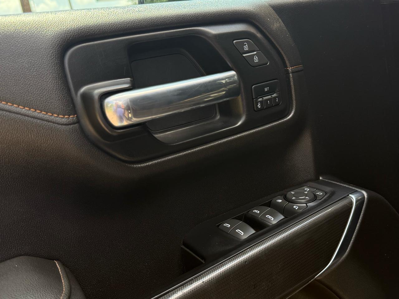 GMC Sierra 1500 Limited 4WD Crew Cab 157" AT4 2022