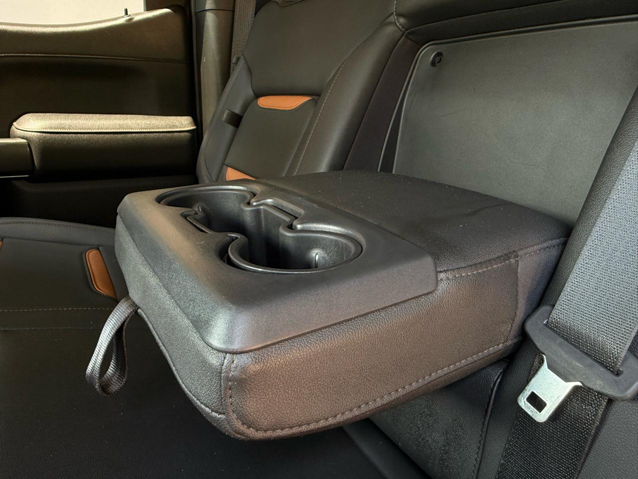 GMC Sierra 1500 Limited 4WD Crew Cab 157" AT4 2022
