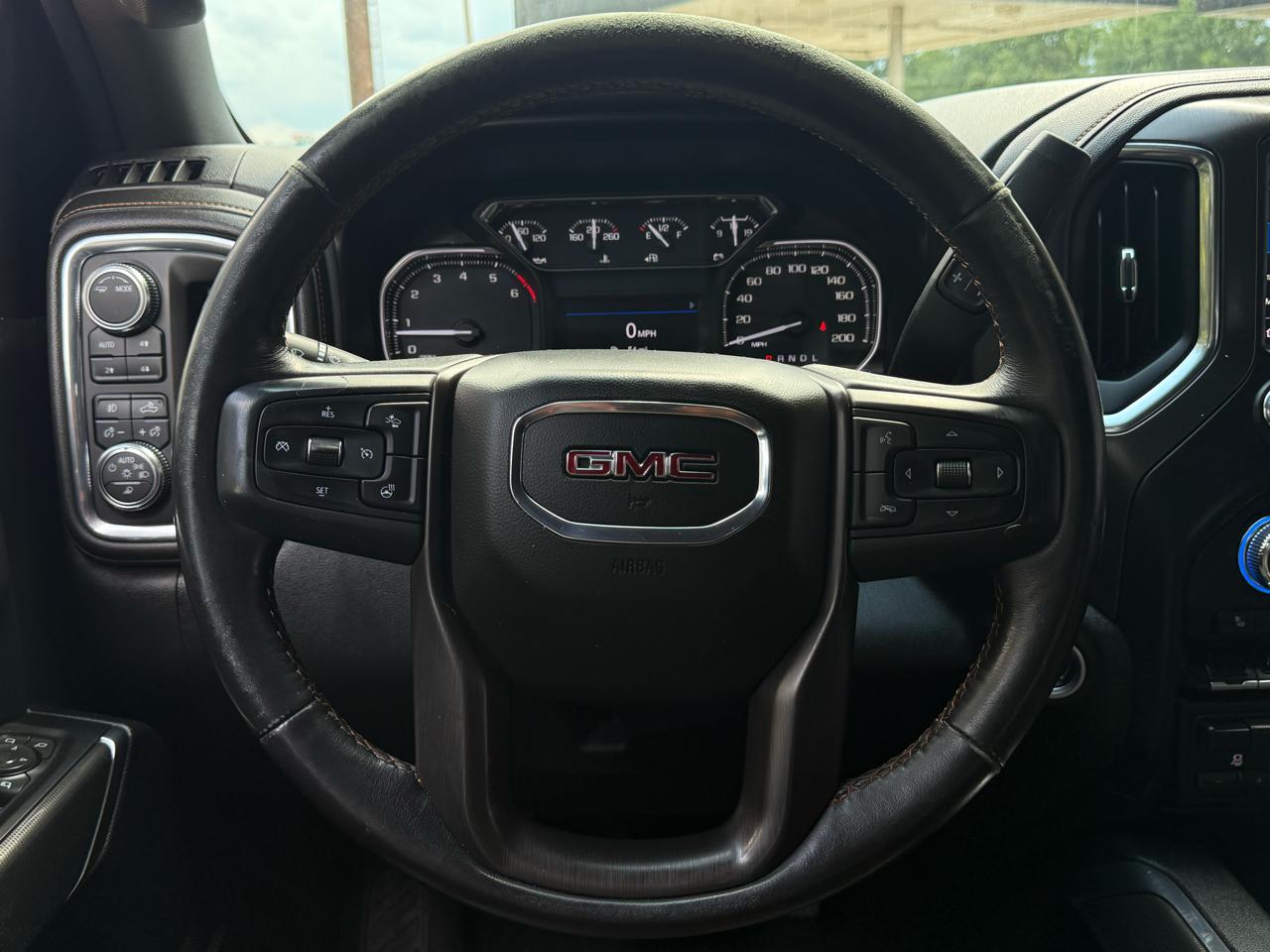 GMC Sierra 1500 Limited 4WD Crew Cab 157" AT4 2022