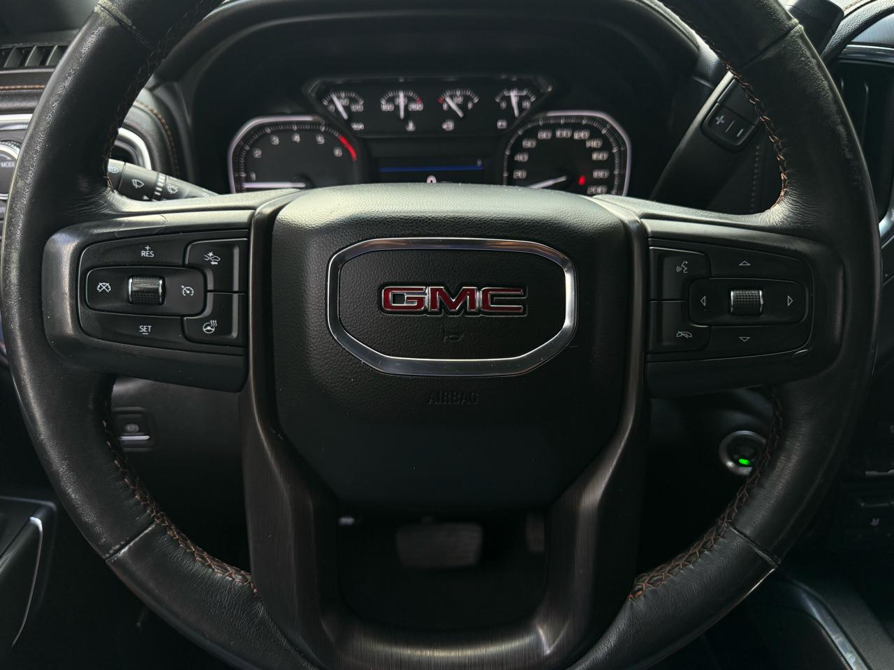 GMC Sierra 1500 Limited 4WD Crew Cab 157" AT4 2022