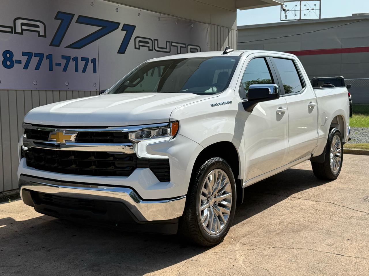 Chevrolet Silverado 1500 2WD Crew Cab 147" LT 2023