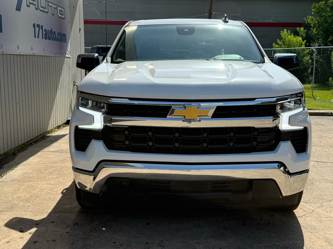 Chevrolet Silverado 1500 2WD Crew Cab 147" LT 2023