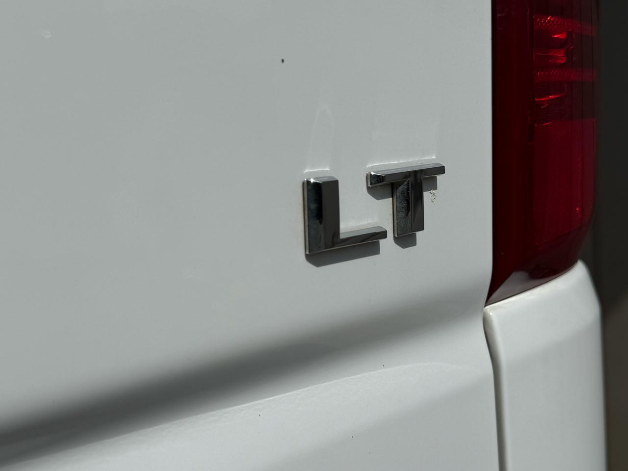 Chevrolet Silverado 1500 2WD Crew Cab 147" LT 2023