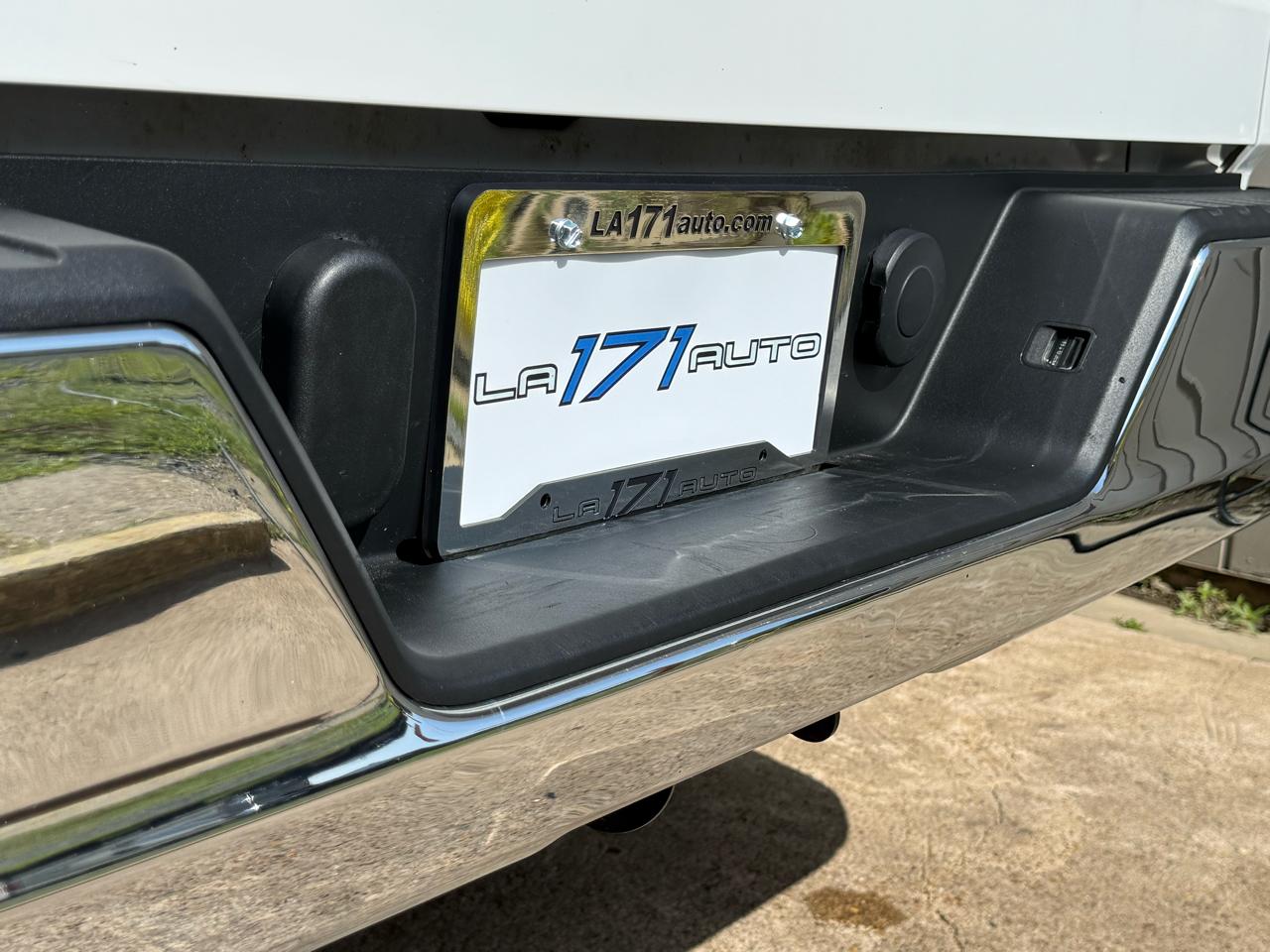 Chevrolet Silverado 1500 2WD Crew Cab 147" LT 2023