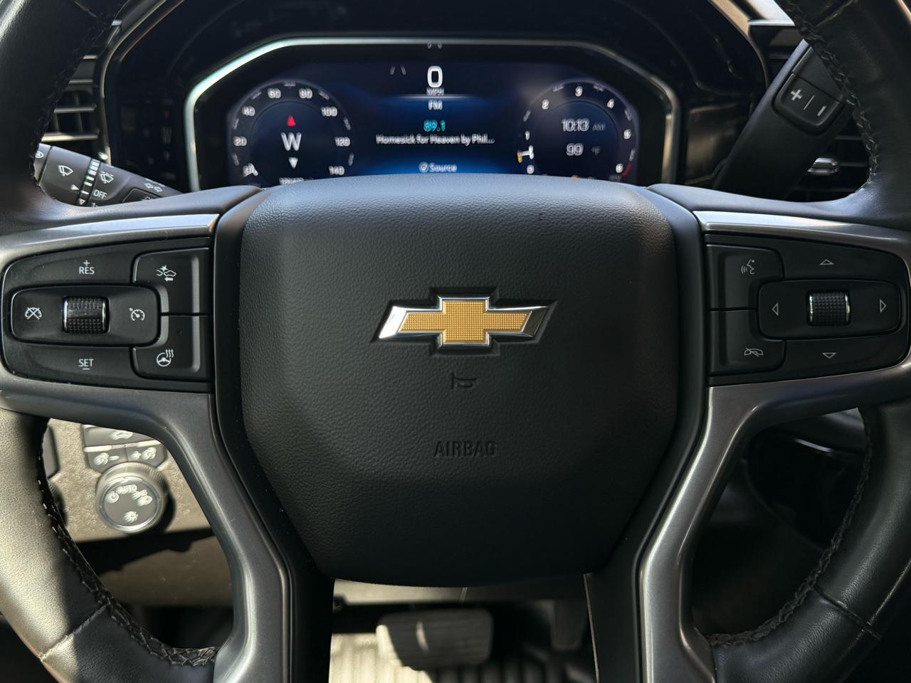 Chevrolet Silverado 1500 2WD Crew Cab 147" LT 2023