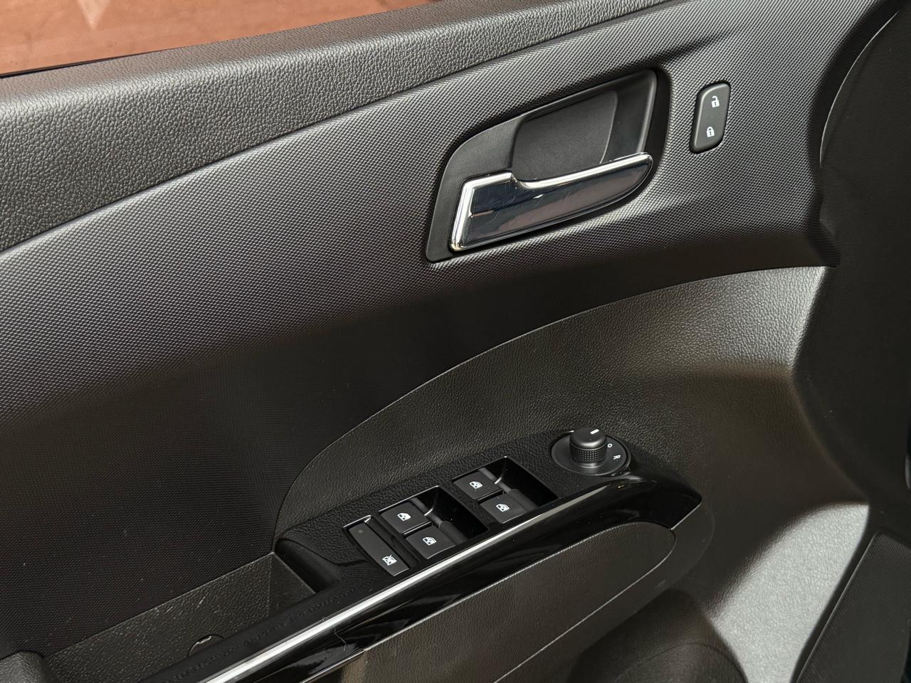 Chevrolet Sonic 5dr HB Auto LT w/1SD 2019