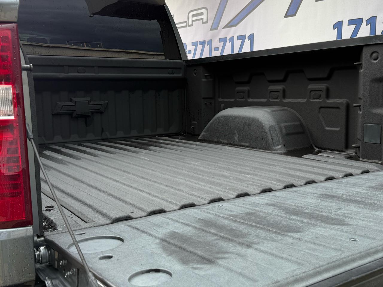 Chevrolet Silverado 1500 4WD Crew Cab 147" LT 2020