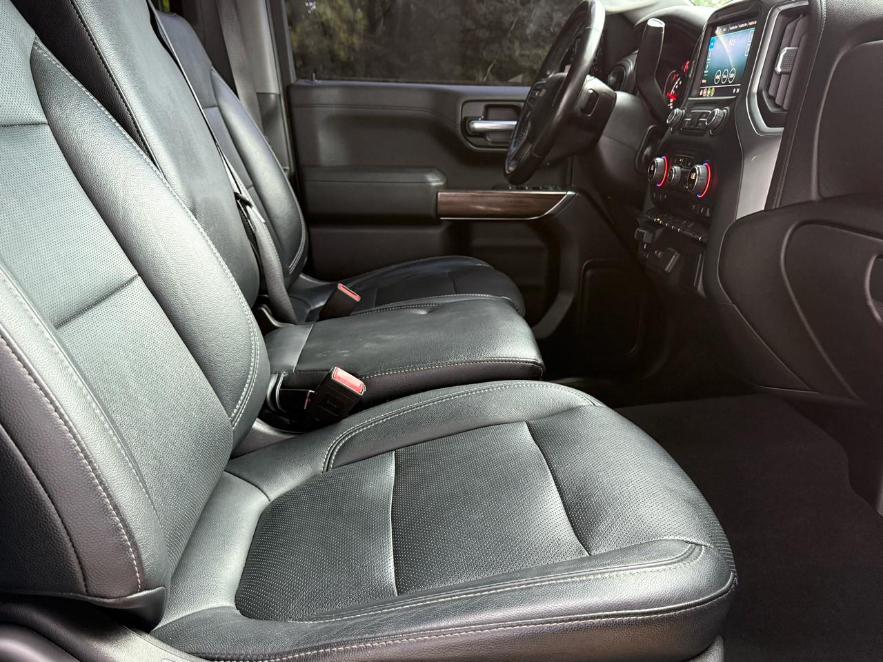 Chevrolet Silverado 1500 4WD Crew Cab 147" LT 2020