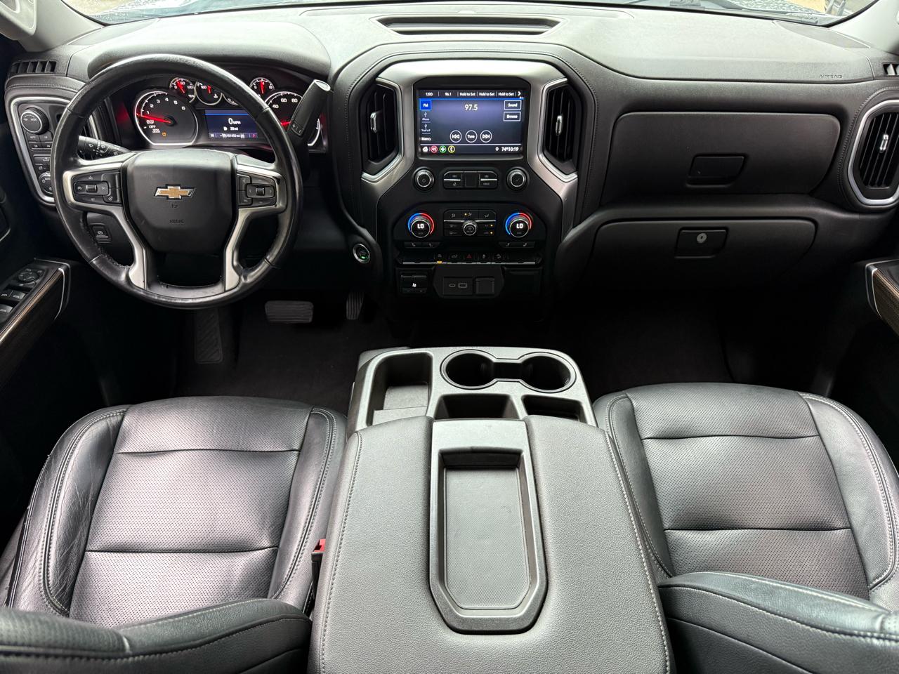 Chevrolet Silverado 1500 4WD Crew Cab 147" LT 2020