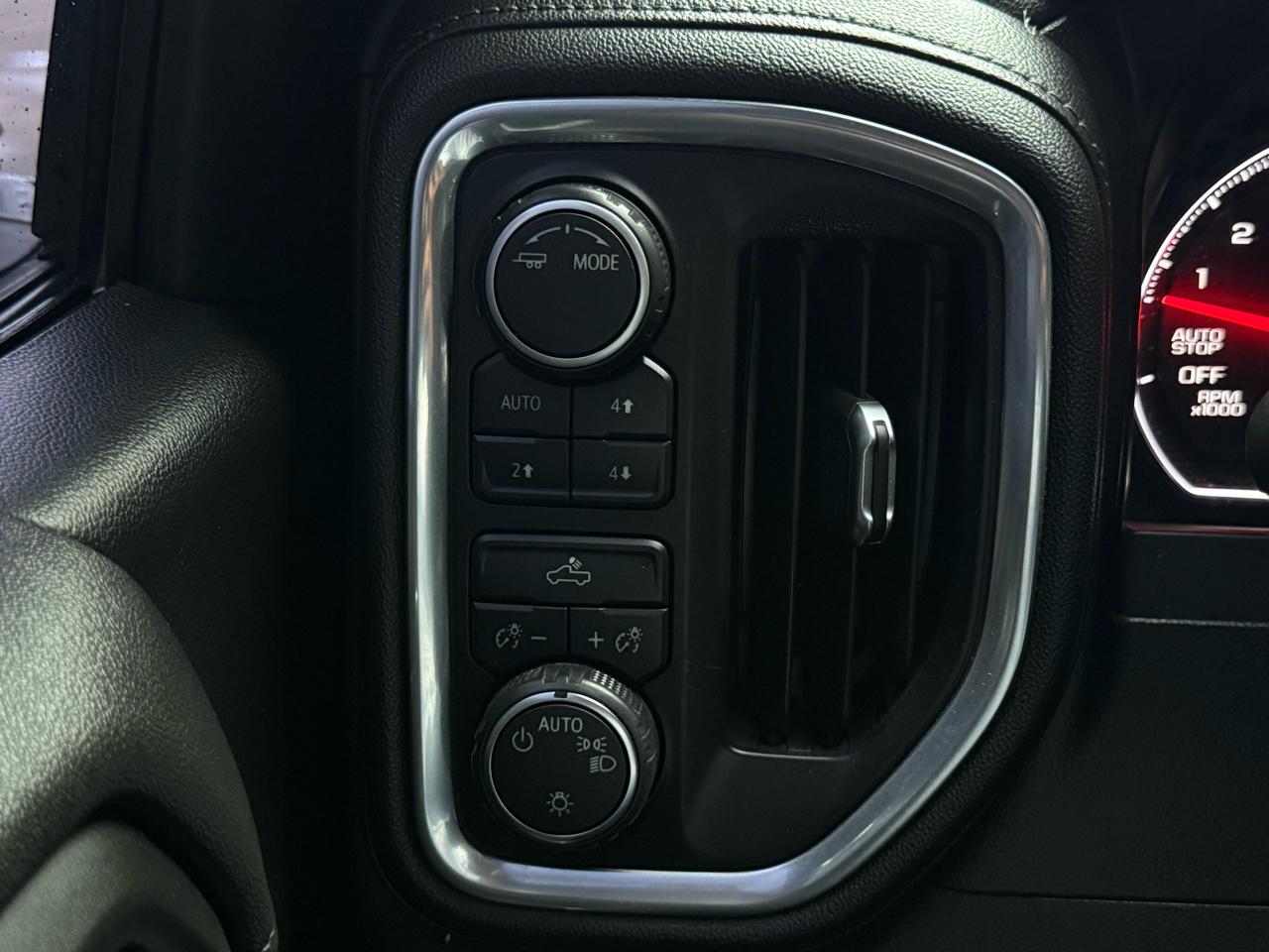 Chevrolet Silverado 1500 4WD Crew Cab 147" LT 2020