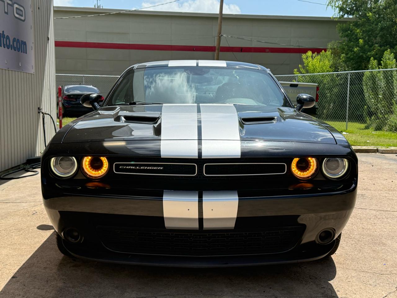 Dodge Challenger SXT RWD 2019