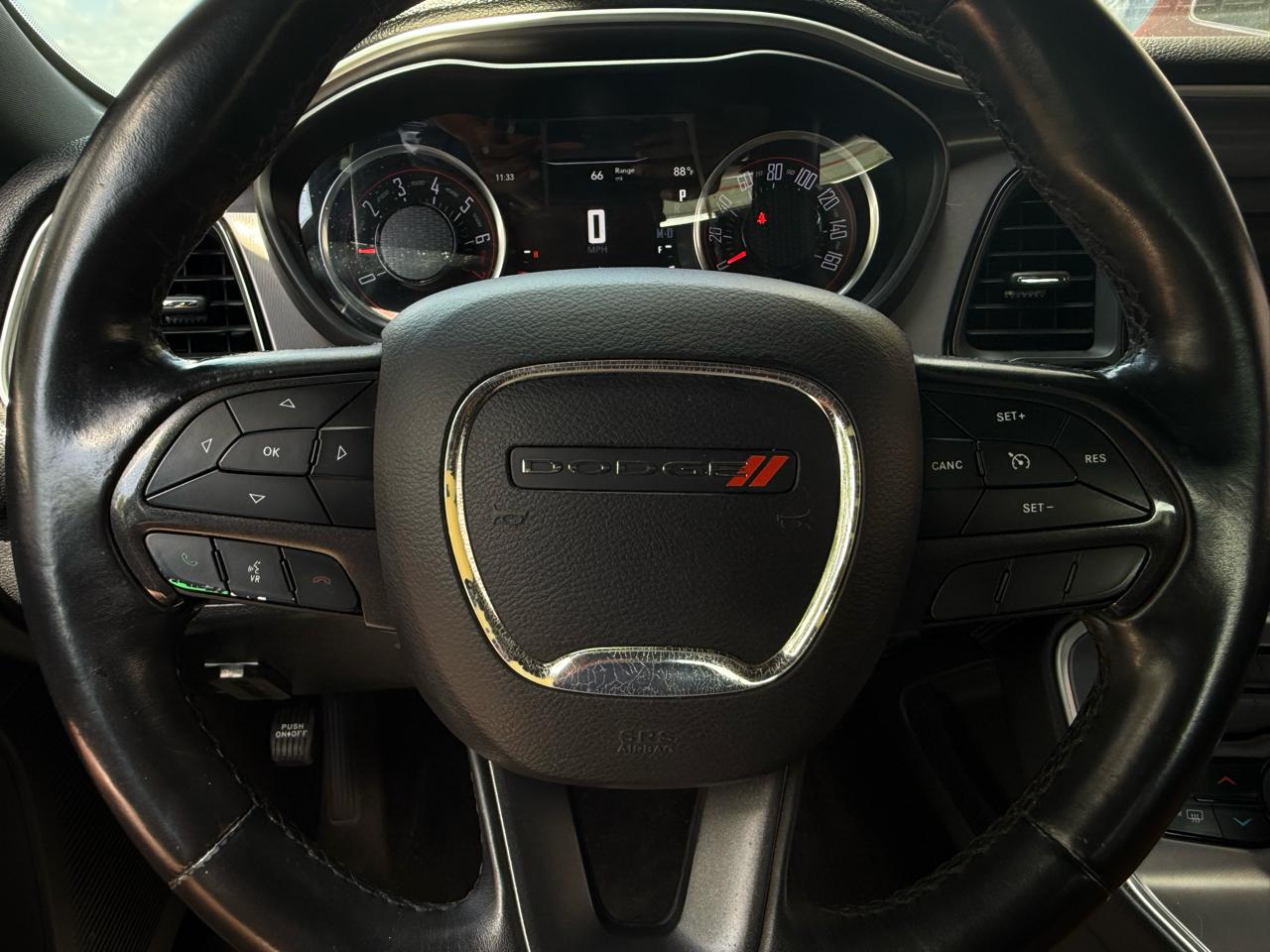 Dodge Challenger SXT RWD 2019