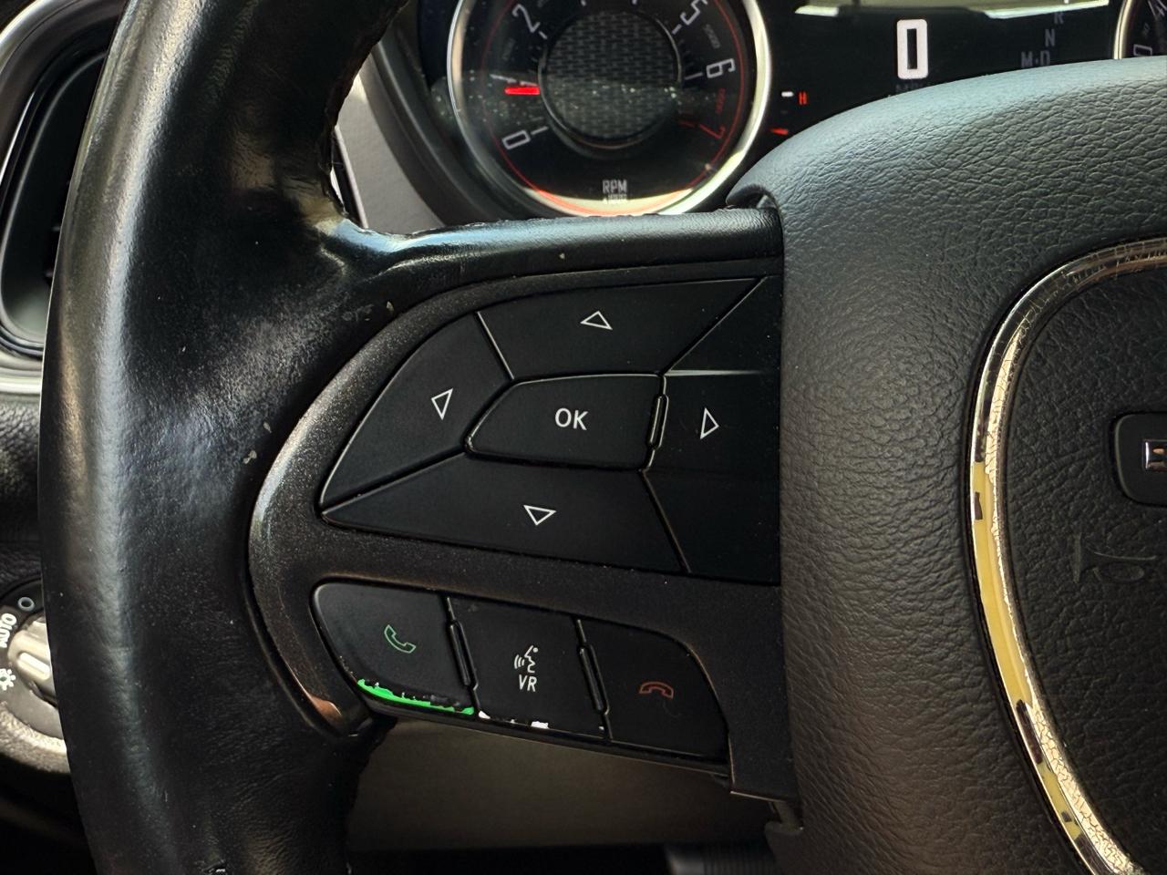 Dodge Challenger SXT RWD 2019