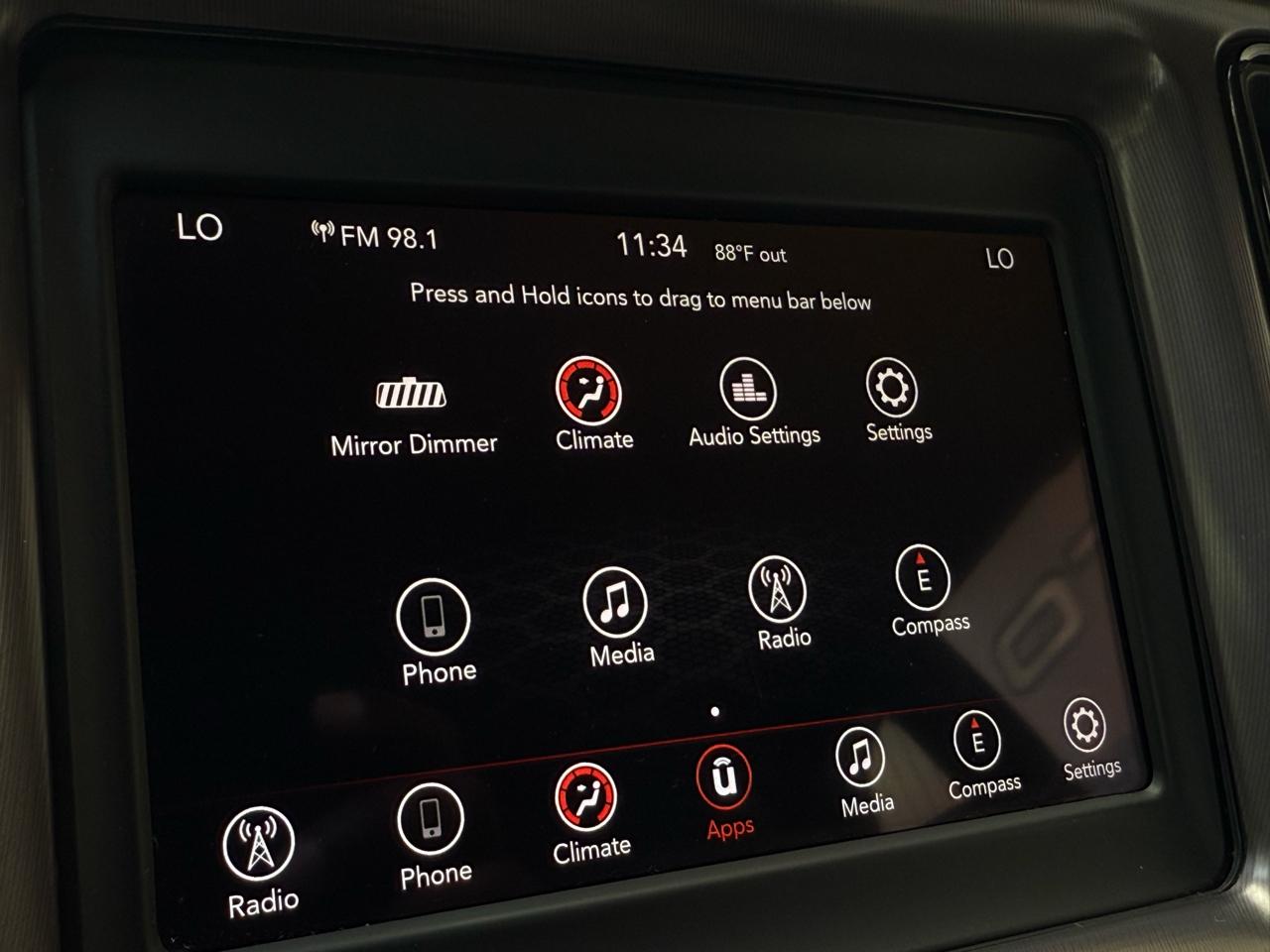Dodge Challenger SXT RWD 2019