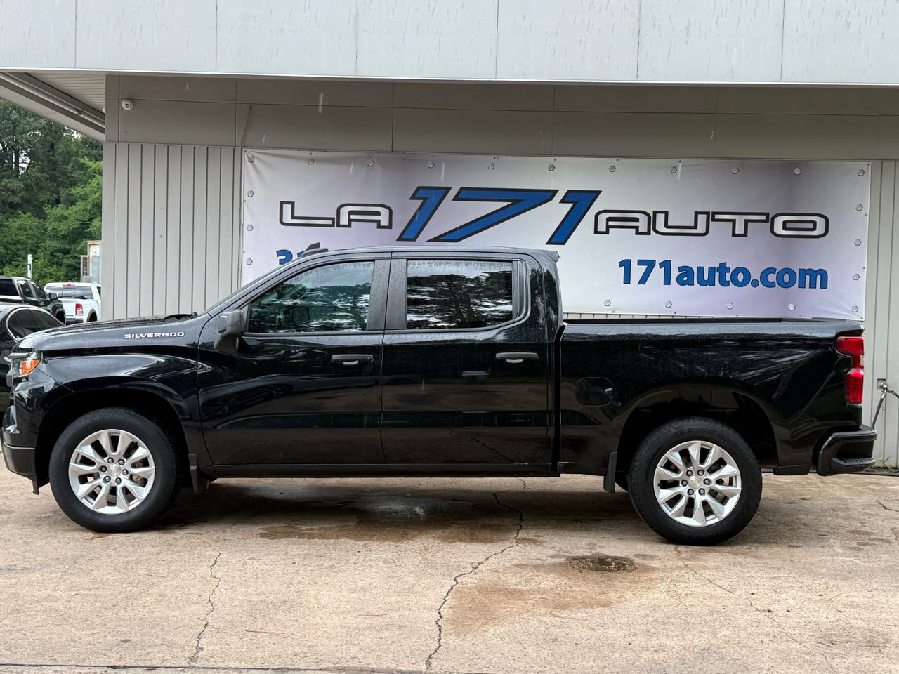 Chevrolet Silverado 1500 2WD Crew Cab 147" Custom 2022
