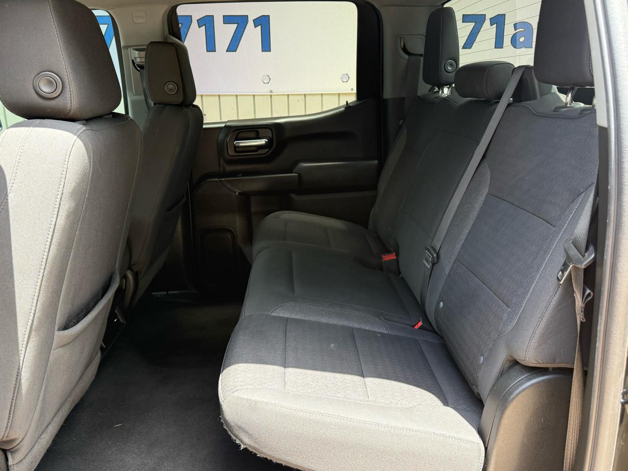 Chevrolet Silverado 1500 2WD Crew Cab 147" Custom 2022