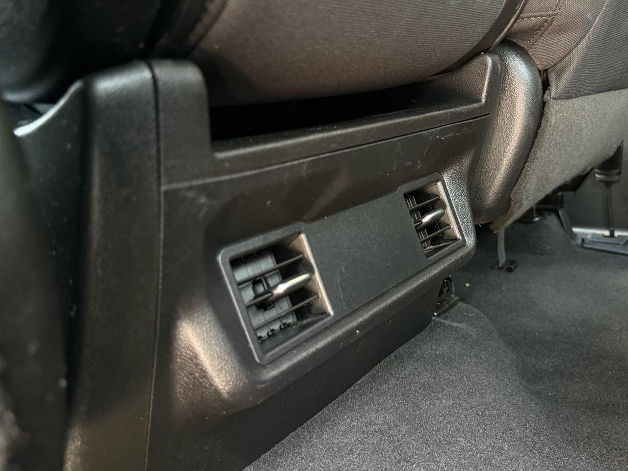 Chevrolet Silverado 1500 2WD Crew Cab 147" Custom 2022