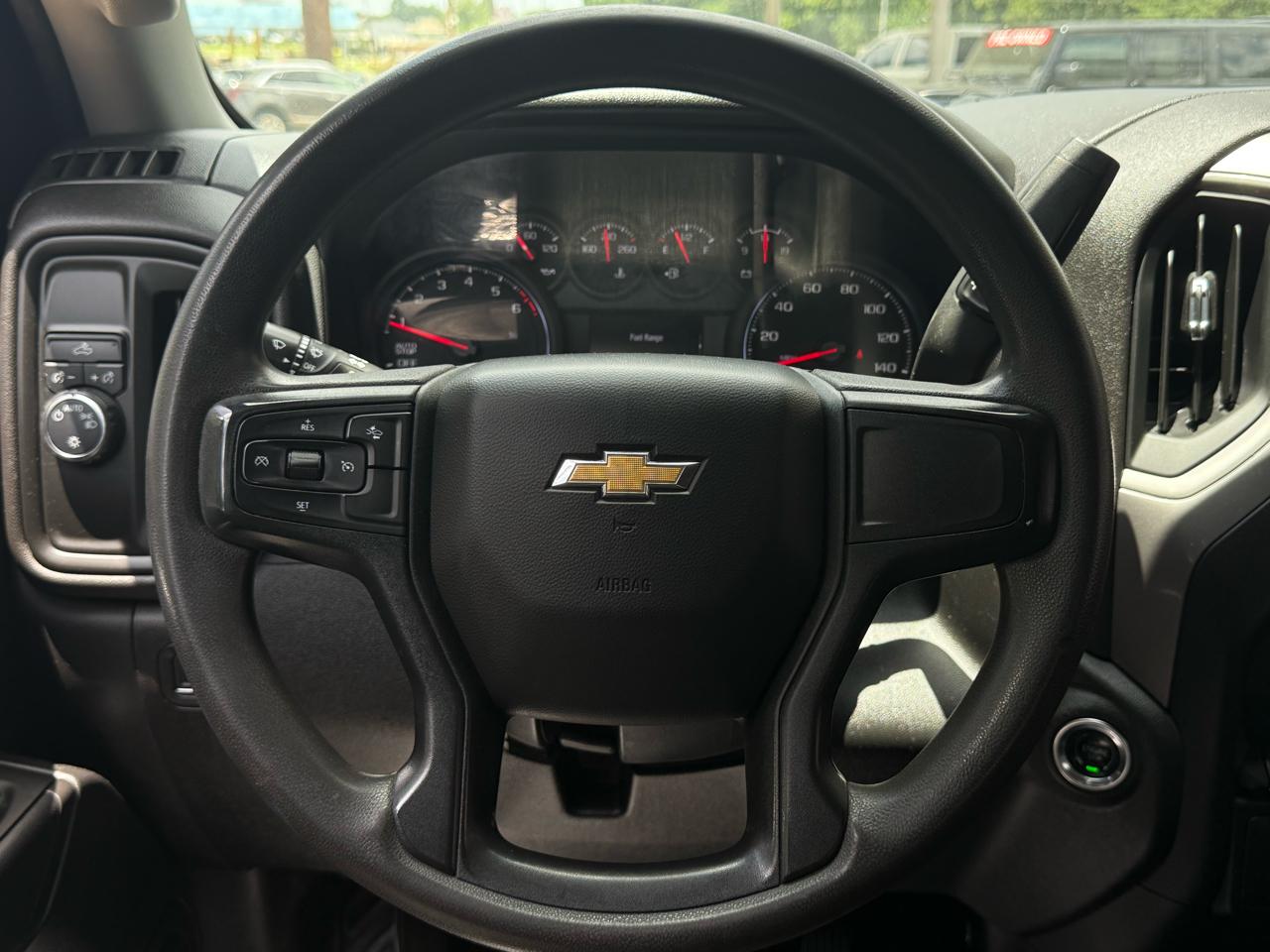 Chevrolet Silverado 1500 2WD Crew Cab 147" Custom 2022
