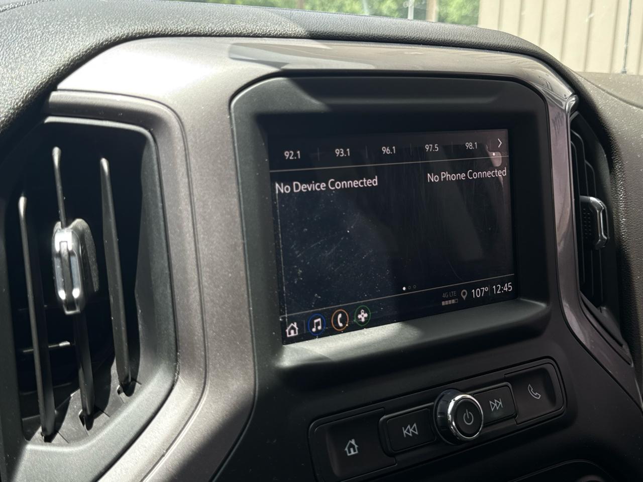Chevrolet Silverado 1500 2WD Crew Cab 147" Custom 2022