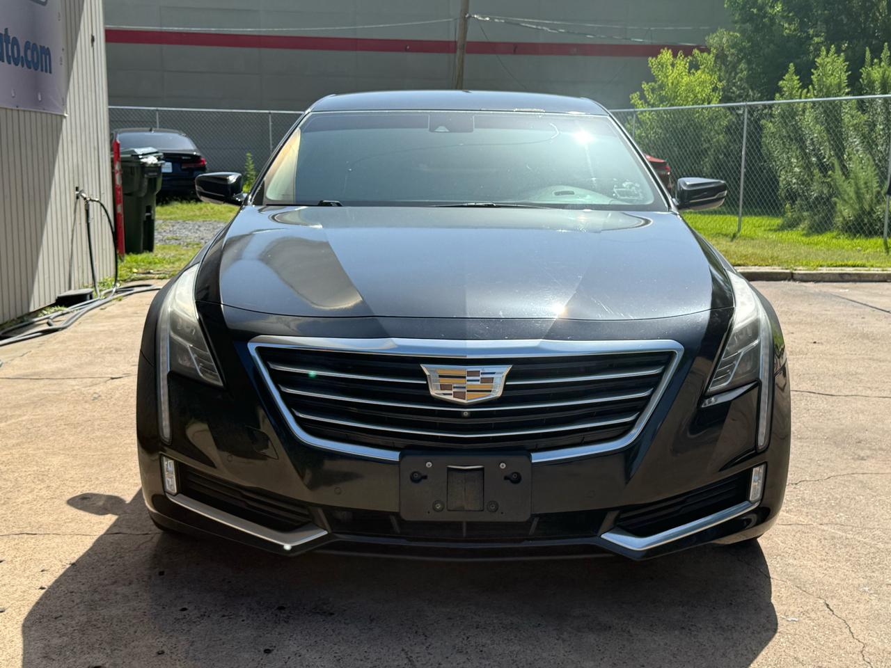 Cadillac CT6 4dr Sdn 2.0L Turbo Luxury RWD 2017