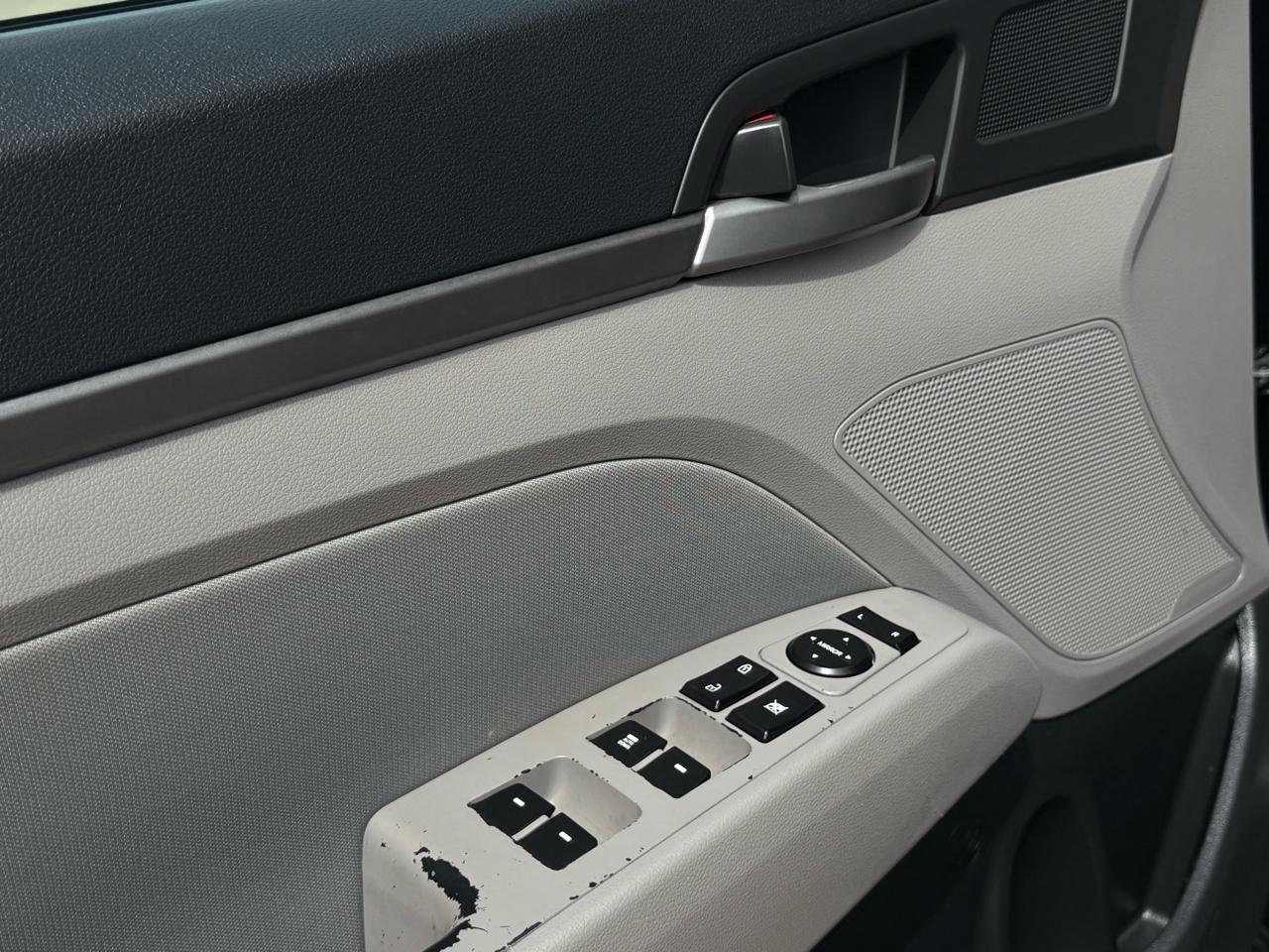 Hyundai Elantra SEL 2.0L Auto (Alabama) 2018