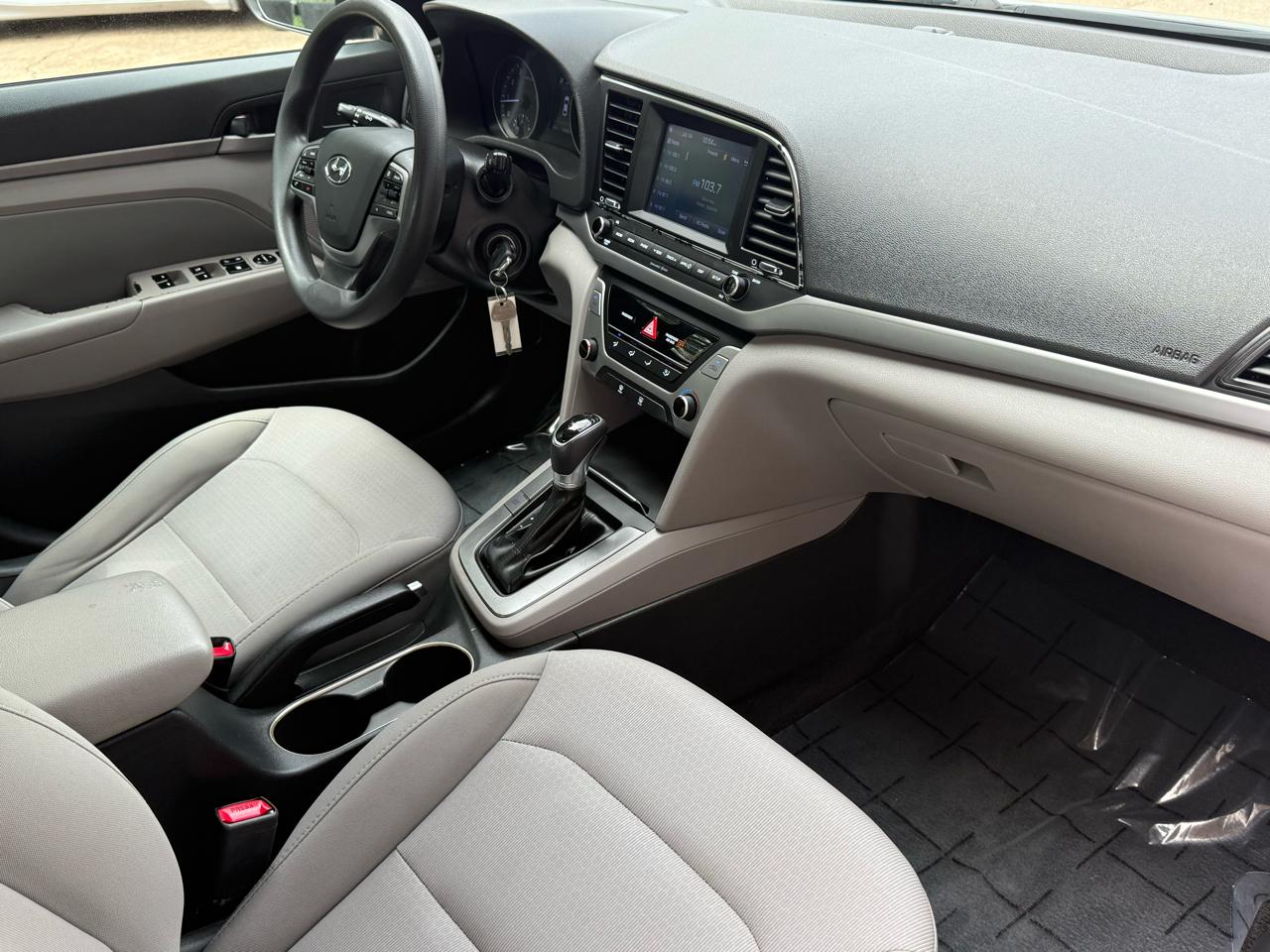 Hyundai Elantra SEL 2.0L Auto (Alabama) 2018