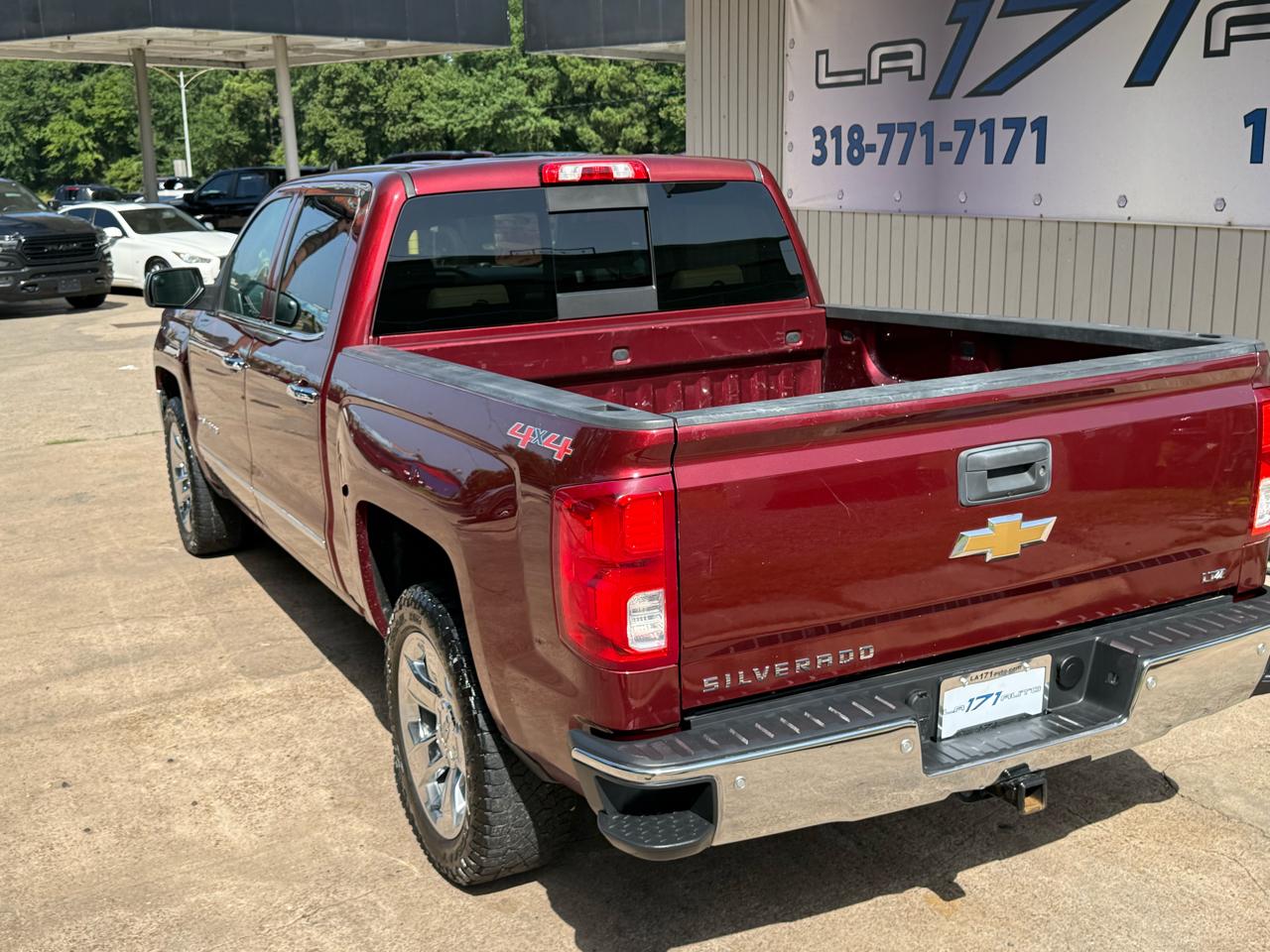 Chevrolet Silverado 1500 4WD Crew Cab 143.5" LTZ w/1LZ 2017