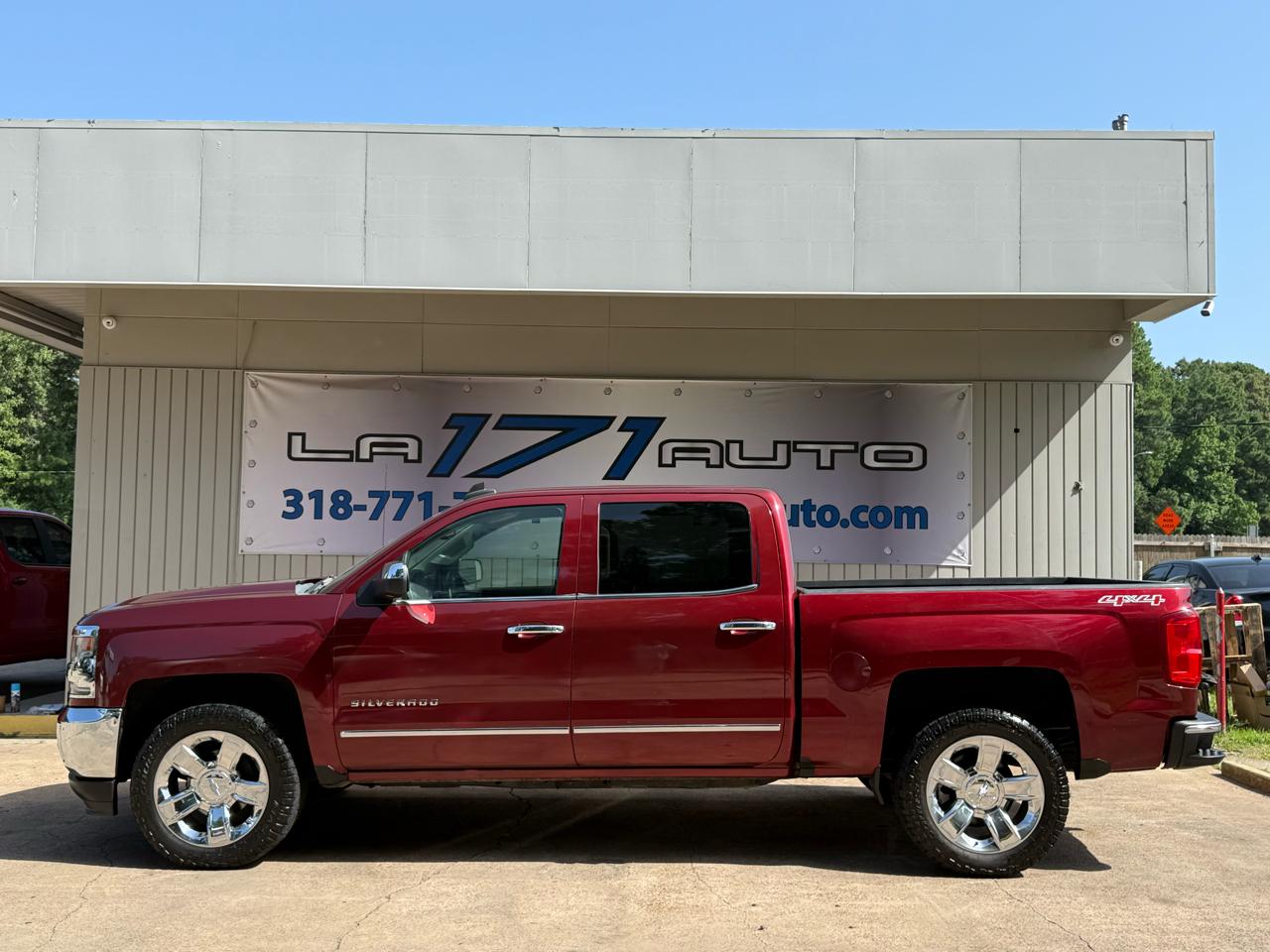 Chevrolet Silverado 1500 4WD Crew Cab 143.5" LTZ w/1LZ 2017