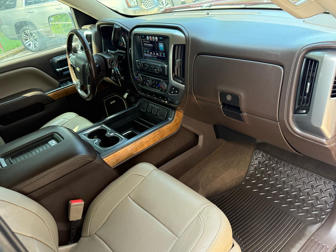 Chevrolet Silverado 1500 4WD Crew Cab 143.5" LTZ w/1LZ 2017