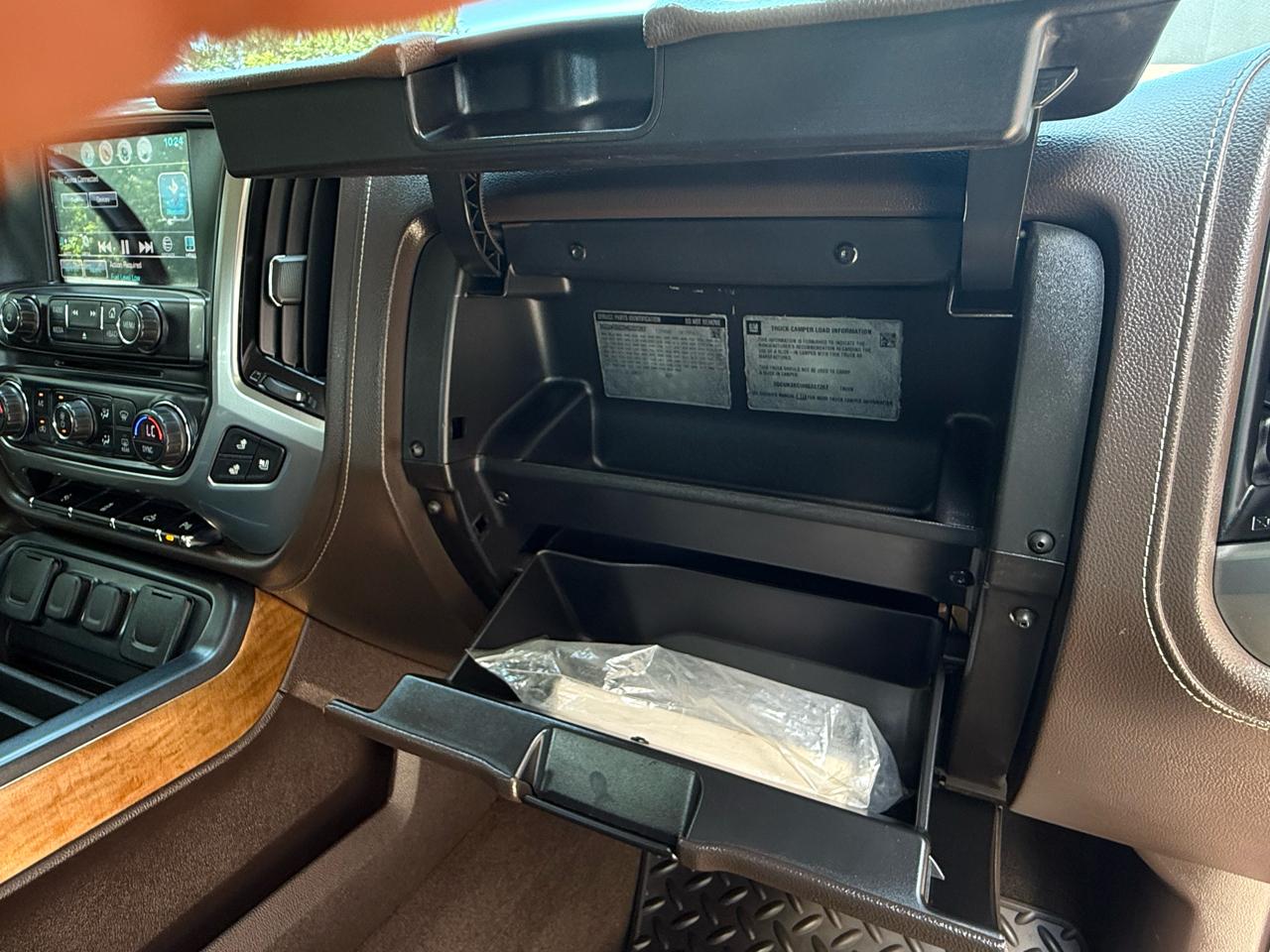 Chevrolet Silverado 1500 4WD Crew Cab 143.5" LTZ w/1LZ 2017