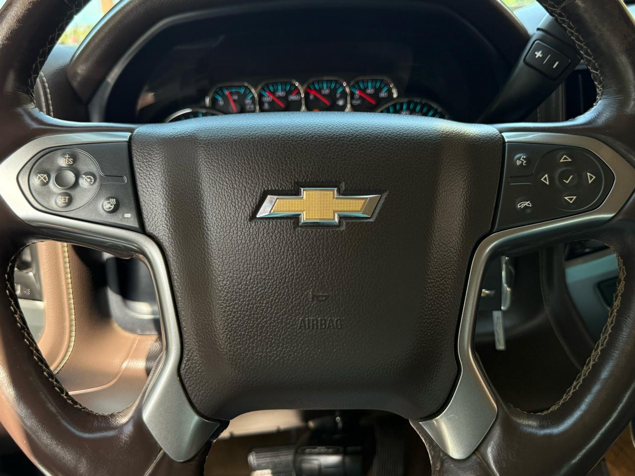 Chevrolet Silverado 1500 4WD Crew Cab 143.5" LTZ w/1LZ 2017
