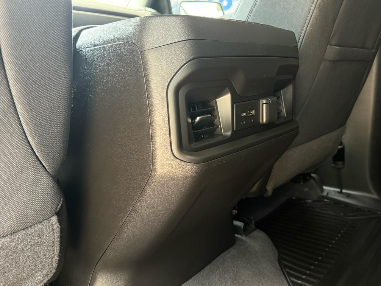 Chevrolet Silverado 1500 4WD Crew Cab 147" RST 2021