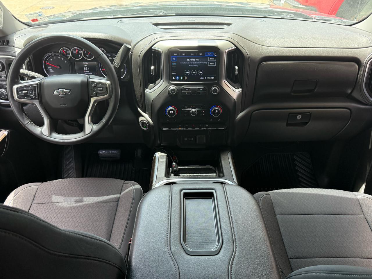 Chevrolet Silverado 1500 4WD Crew Cab 147" RST 2021