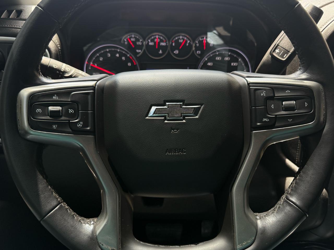 Chevrolet Silverado 1500 4WD Crew Cab 147" RST 2021