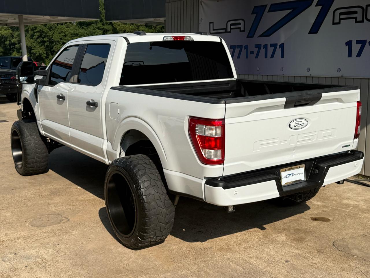 Ford F-150 Lariat 4WD SuperCrew 5.5' Box 2022