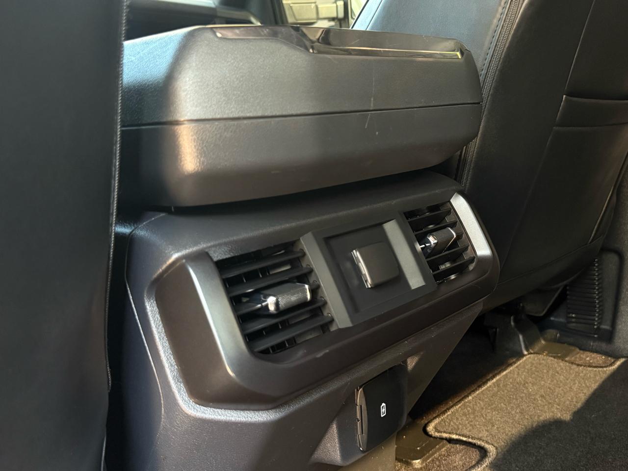 Ford F-150 Lariat 4WD SuperCrew 5.5' Box 2022
