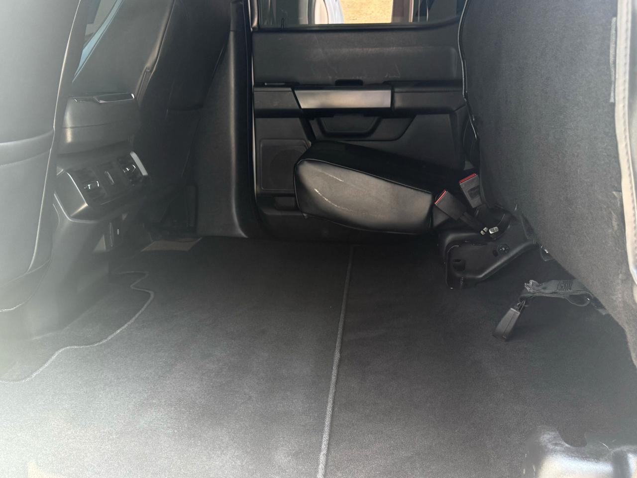 Ford F-150 Lariat 4WD SuperCrew 5.5' Box 2022