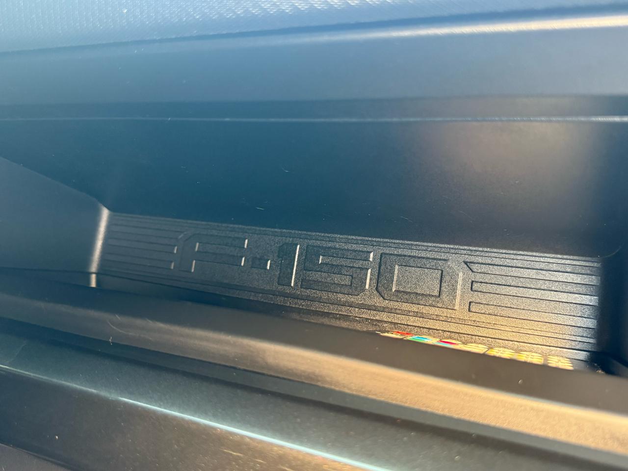 Ford F-150 Lariat 4WD SuperCrew 5.5' Box 2022