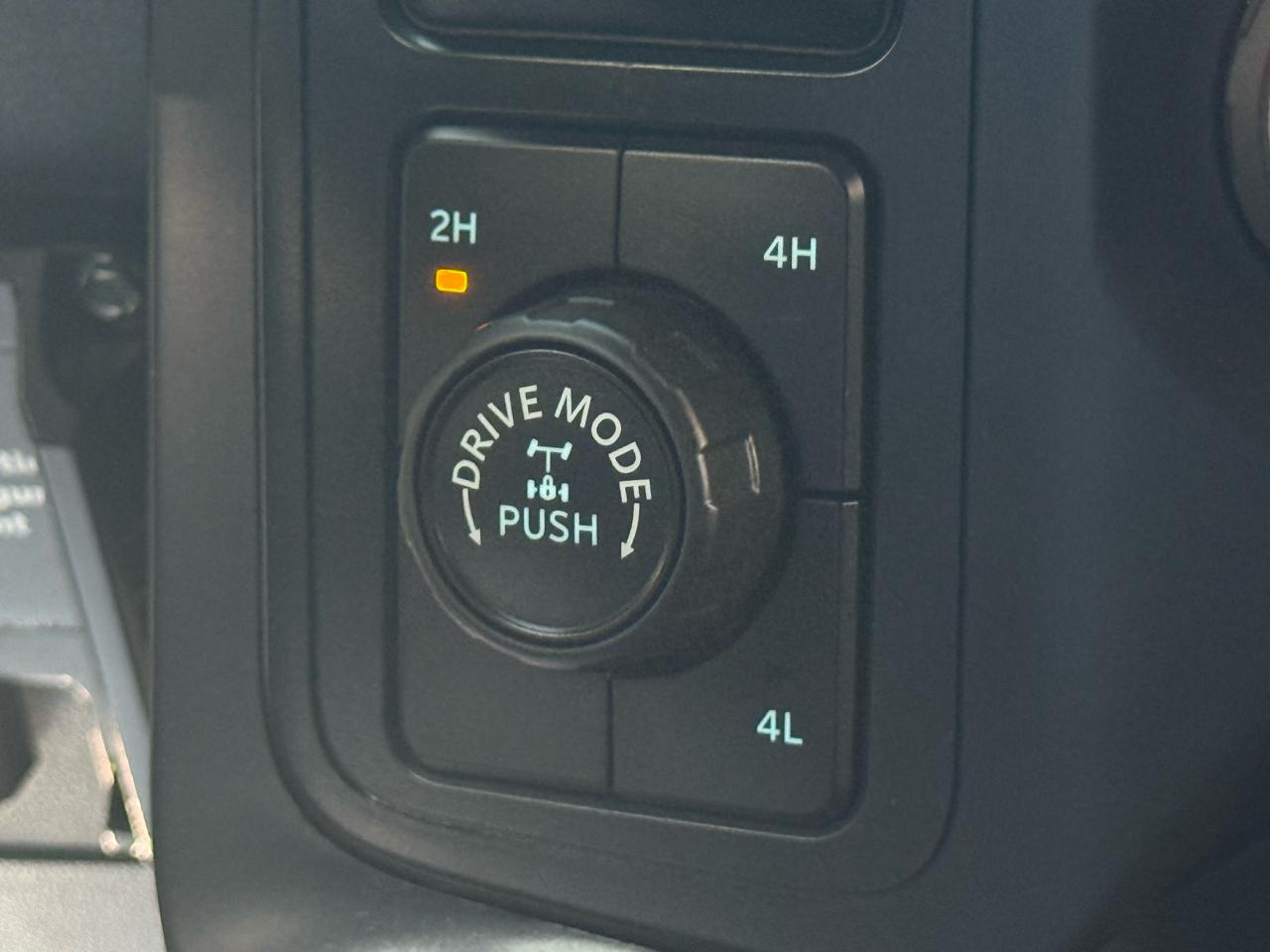 Ford F-150 Lariat 4WD SuperCrew 5.5' Box 2022