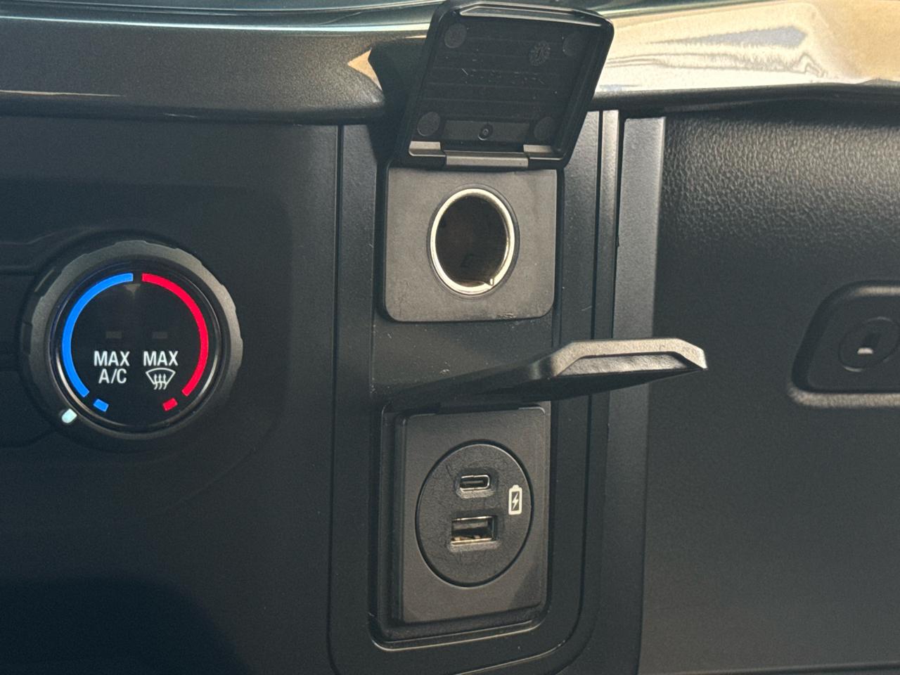 Ford F-150 Lariat 4WD SuperCrew 5.5' Box 2022