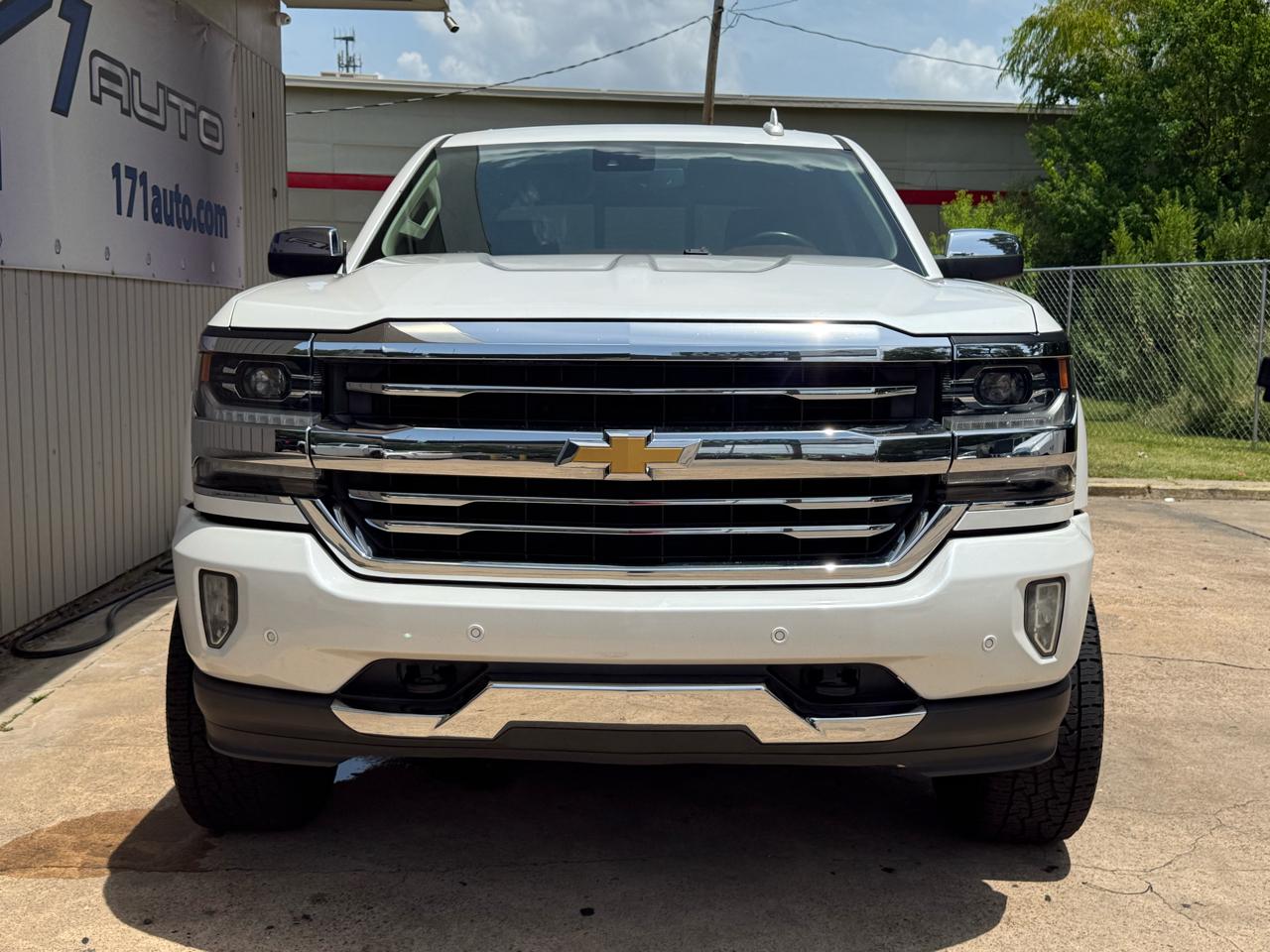 Chevrolet Silverado 1500 2WD Crew Cab 143.5" High Country 2017
