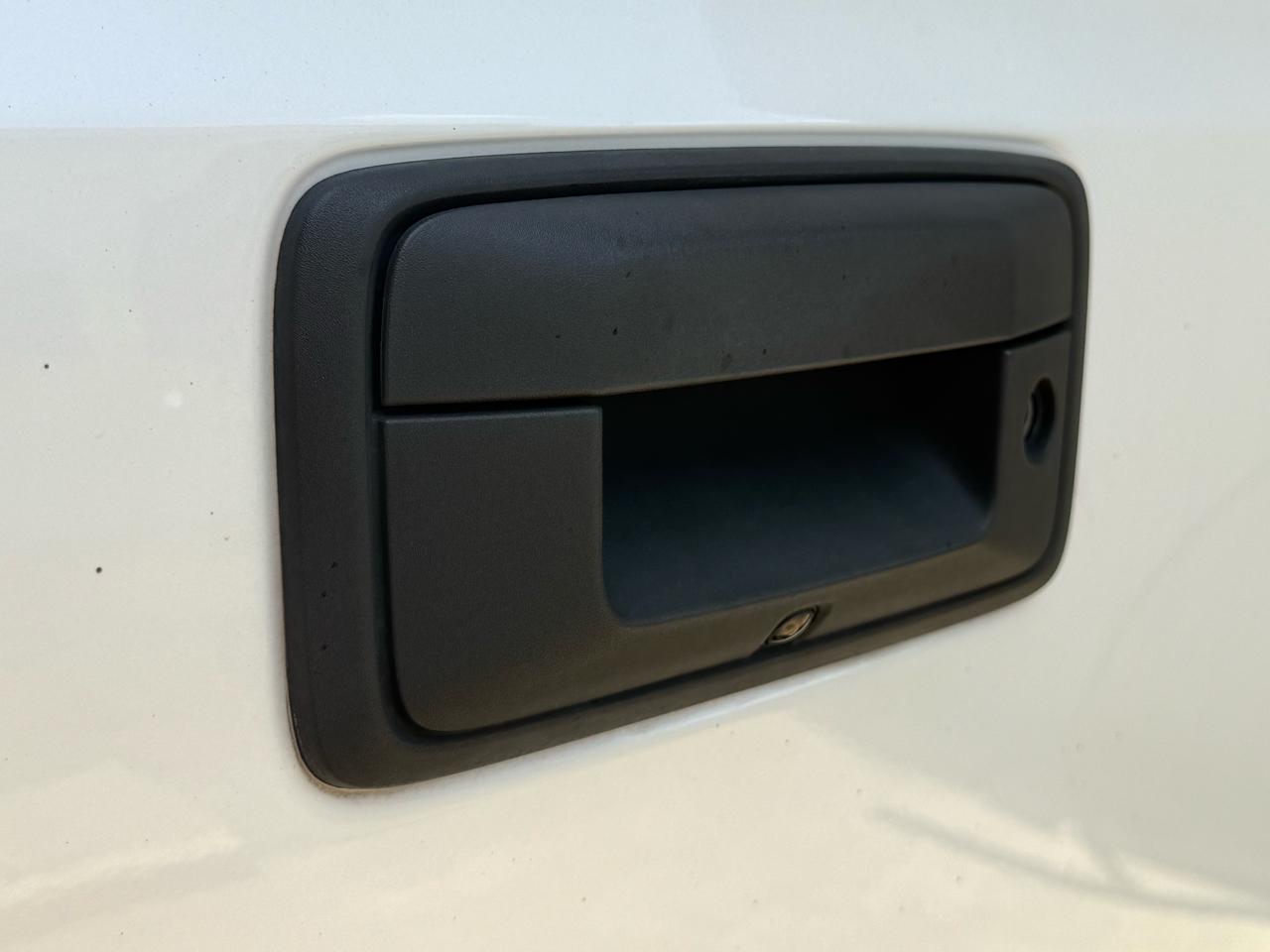 Chevrolet Silverado 1500 2WD Crew Cab 143.5" High Country 2017