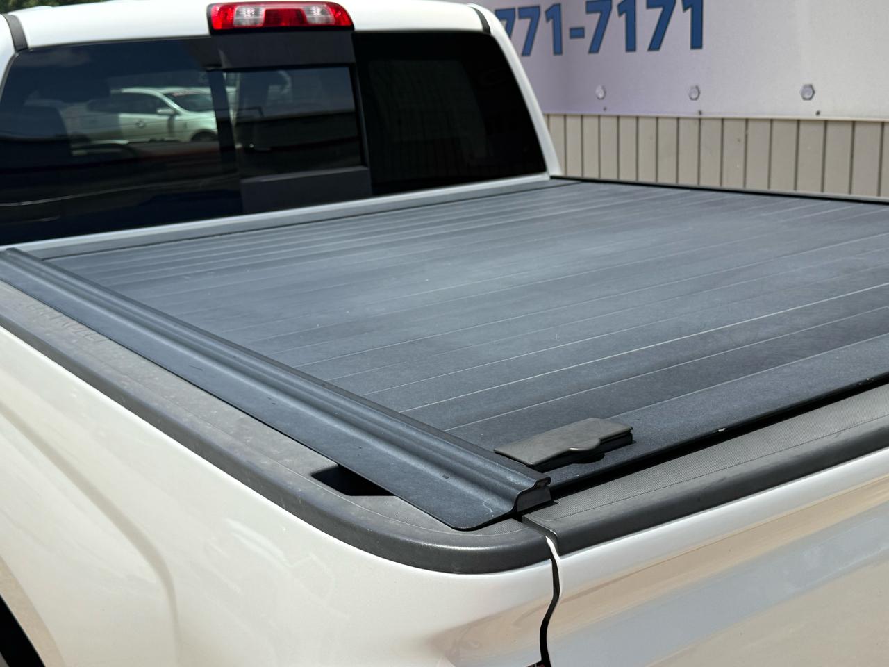 Chevrolet Silverado 1500 2WD Crew Cab 143.5" High Country 2017