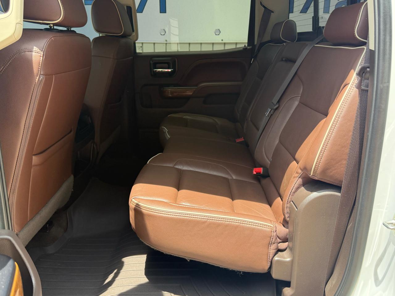 Chevrolet Silverado 1500 2WD Crew Cab 143.5" High Country 2017